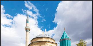 Bisedë me të Rinjtë – Osman Nuri Topbash Bisedë me të Rinjtë - Osman Nuri Topbash